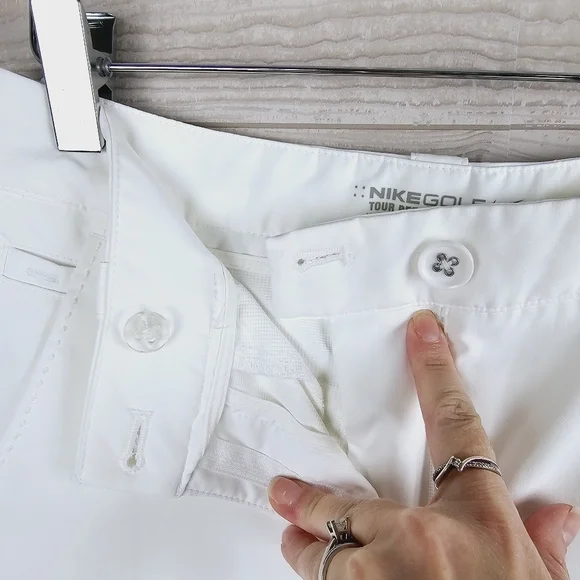 Nike Golf Tour Performance Dri-Fit Women's White Shorts NWT, size 2 - Picture 9 of 13